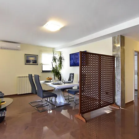 Enea 1 By Interhome Lejlighed *