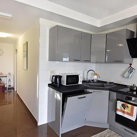 Enea 1 By Interhome * Savudrija