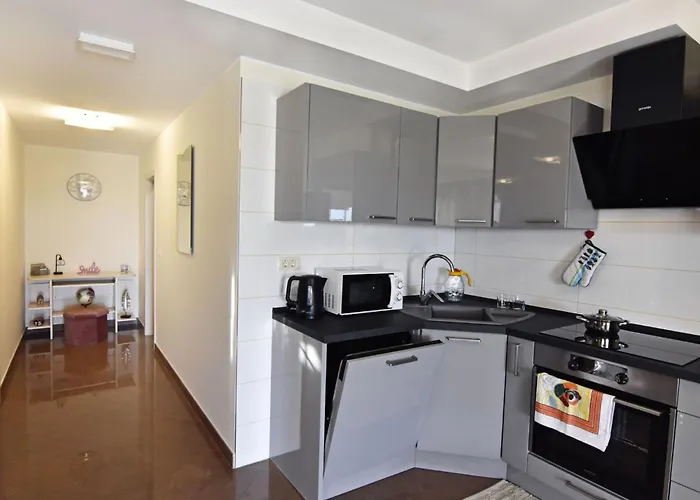 Enea 1 By Interhome * Savudrija